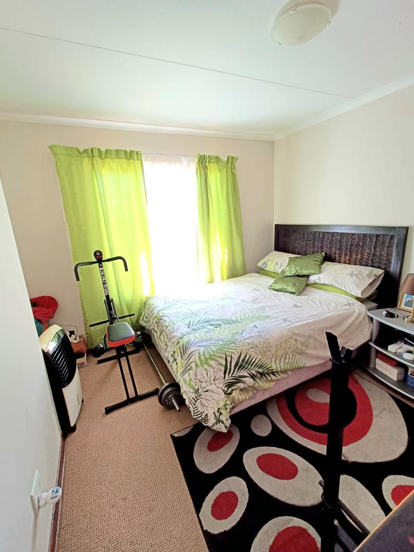 2 Bedroom Property for Sale in Hillside Free State